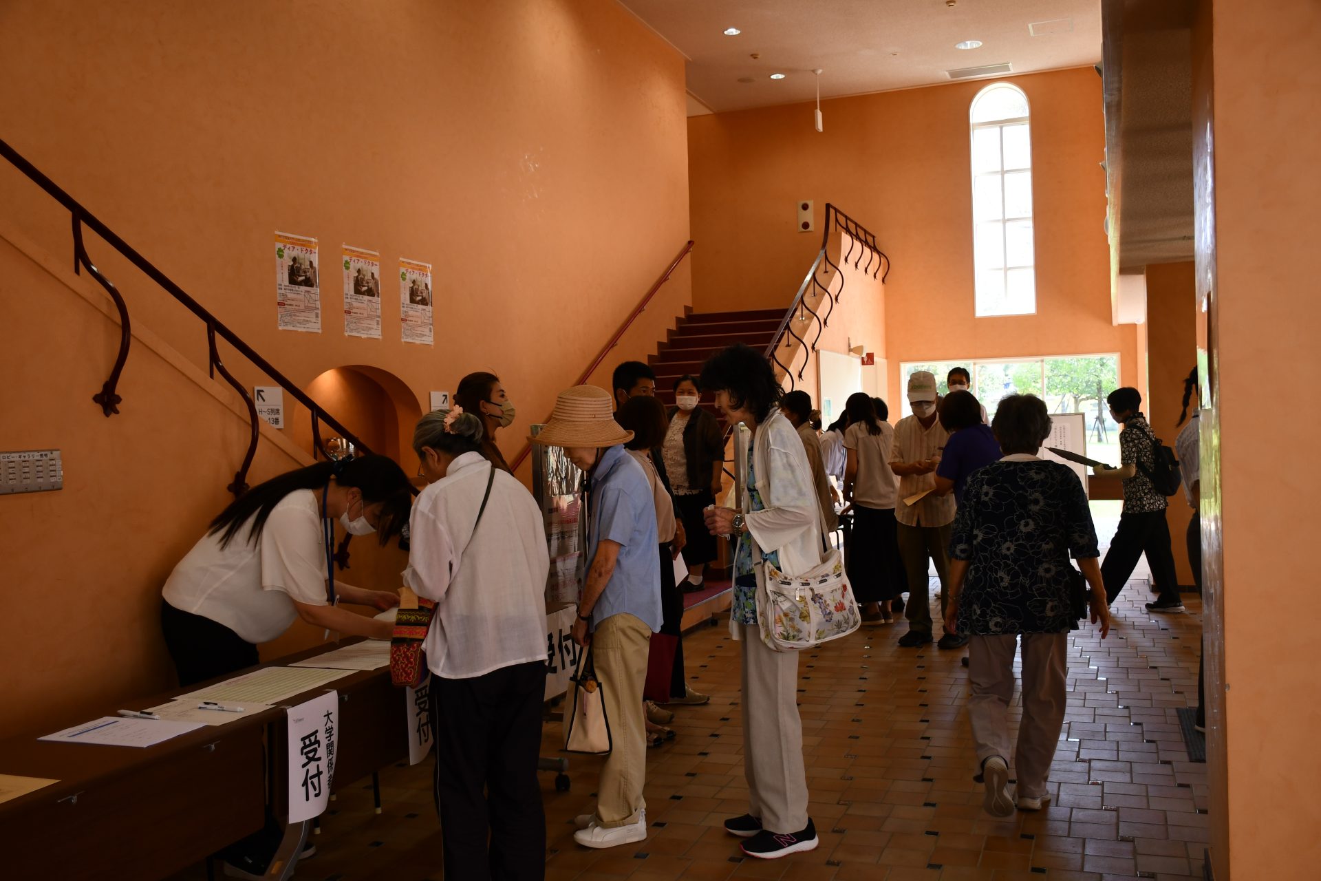 神戸市看護大学　＆　山路ふみ子文化財団　名画特別上映会を開催しました