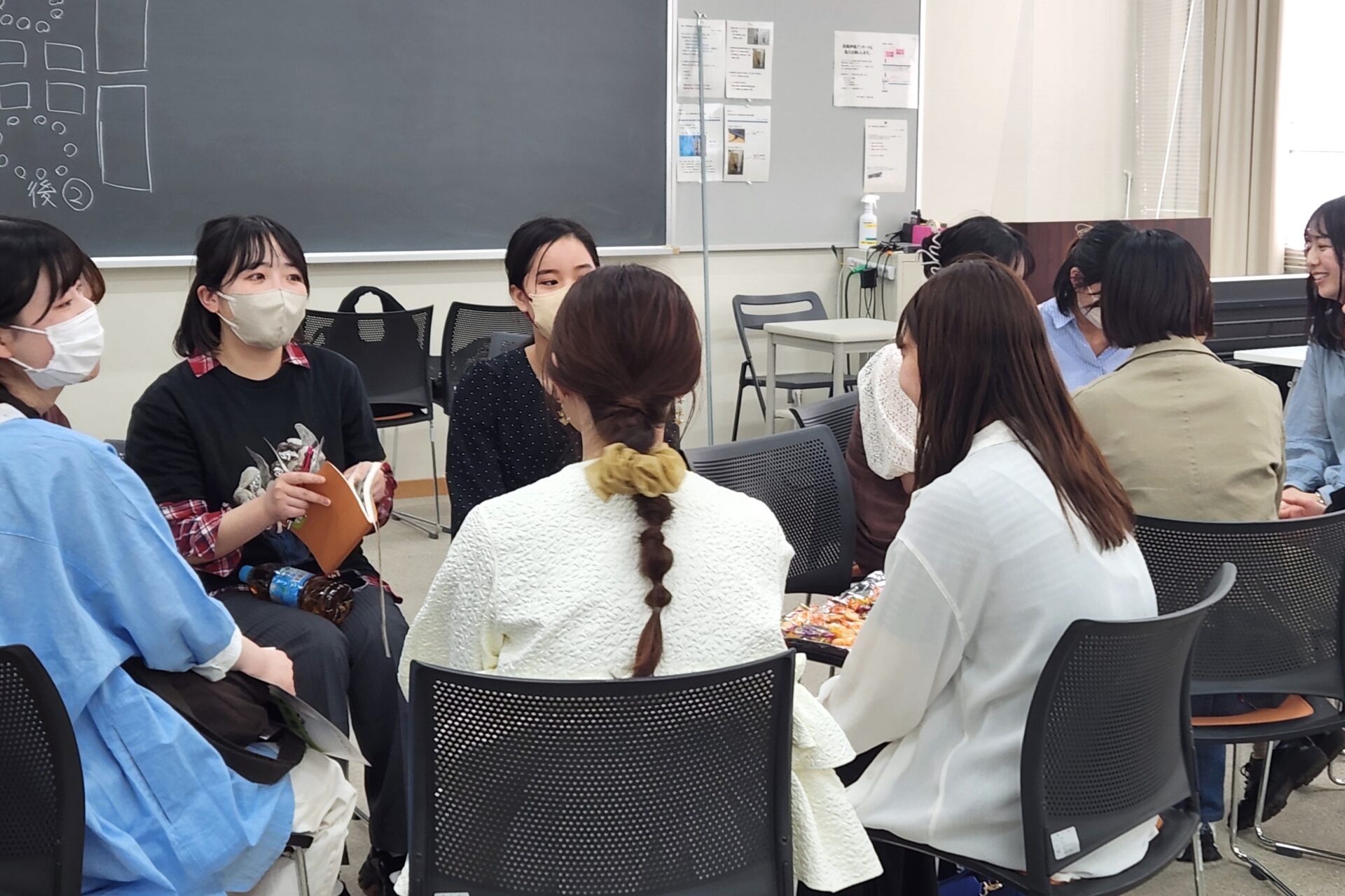 「保健師カフェ」を開催しました